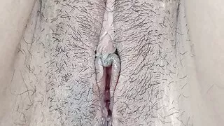 Bahin ki dost ko choda