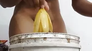 Sri lankan school girl madhu hansi Banana fun and squirting