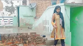 Young Girl Came To Ask For Help In Rainy Season and full chudai Hindi Audio