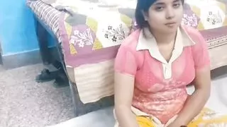 Tumhare boobs bhut bade he please yr mujhe apni chut de do me tumhe chodna chata hu