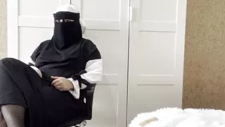 Arab sex with husband's friend, cum in pussy