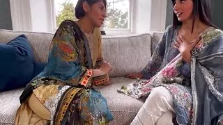 Divorcee bhabhi sahara knite licks her chhotee bhabhis pussy