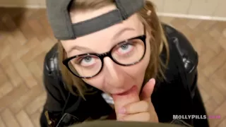 Vegan Girl Eats Meat At Grocery Store - Pov Public Blowjob - Molly Pills