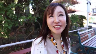 0000909_三十路巨乳のスレンダー日本人女性が人妻ntr痙攣イキセックス