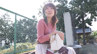 0000936_三十路のスレンダー日本人女性が人妻ntrセックス