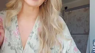 Best friends step mother gives blowjob