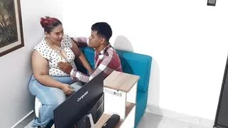 I surprise my boss with a gift and she gives me a good blowjob. Part 1.