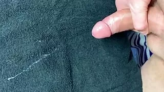 Cumshot in slowmotion