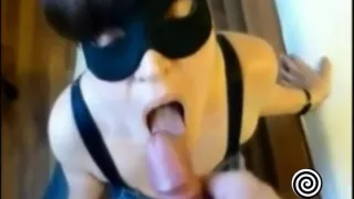 Elle Suce Comme Une Salope