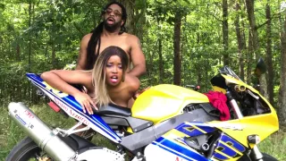 Don Whoe And Nina Rivera - Enjoys Getting That Dick Ouside In The Side Of The Road Don And Nina