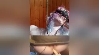 Hot Wife Uses Fuck Machine