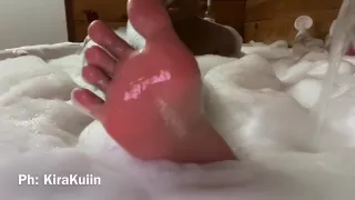 Feet Fun In The Bathtub