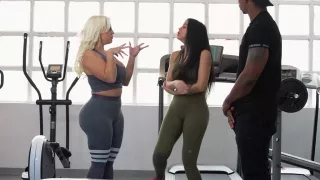 Julia De Lucia's Unforgettable BBC Orgy Birthday GP1656 - PornWorld