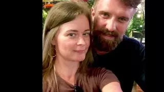 Cute girlfriend gets slutty on his cock