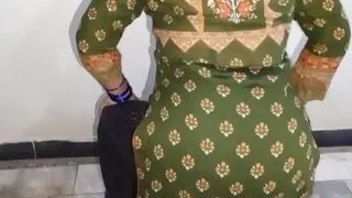 Desi Indian stepmother asks for help to exercise and gets horny feeling her stepson,s penis