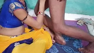 New hot sexy Indian desi chudai Aaj Padosan bhabhi ko land chusaya or chudai Kiya