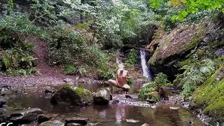 Naked Lost World  dont skip forward