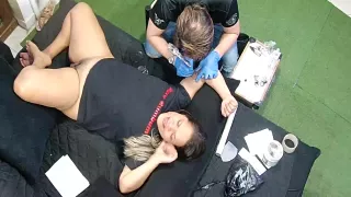 Minha Namorada Que Tatuar A Buceta !!! Deixe Seu Comentario 10 Min - Caiu Na Net