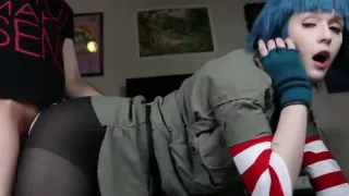 Jeune Amatrice Nerd A Du Sexe En Collants Et Vetements