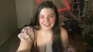 Beautiful Chubby Girl Delightfuly Cumming