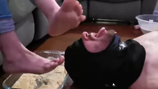 Foot Slave Husband Ears Creamy Dessert From Princesss Feet (plus Cum Eating)
