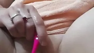 pussy fingering orgasm