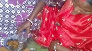 Desi village  bhabhi ko Desi Daru pilakar gand Mari