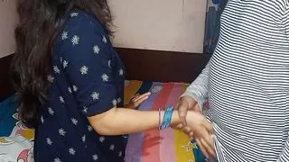 Newly married couples office se ake seeda biwi ko chuda