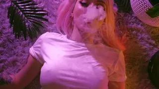 Teen girl in wet T-shirt teases daddy! masturbating wet pussy! close-up, wet T-shirt, wet body!