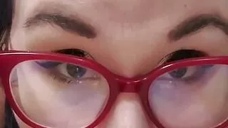 bbw giving sloppy blowjob  to thrusting dildo