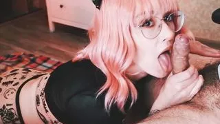 Amateur blowjob from cutie in glasses