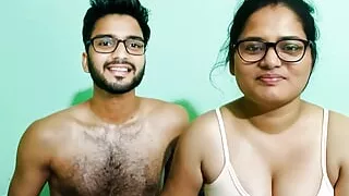 Desi lover sex recorded their sex video with her college girlfriend