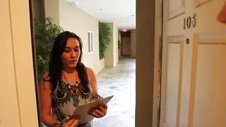 Curvy Neighbor Siri Pornstar Fingers Horny Lesbian Sinn Sage