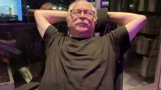 Me playing alone. As usual. Who want to join in?