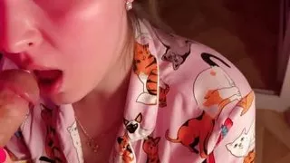Cum in mouth for stepmom before bed