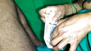 Desi housewife  Desi housewife ki chudayi devar ne bhabhi ko bedroom me bula ke chodha