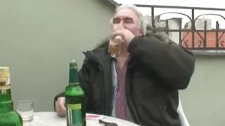 Gramps fetish teen bangs oldie in threesome