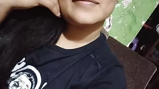 Latina girl, I record myself while I wait for my boyfriend at home