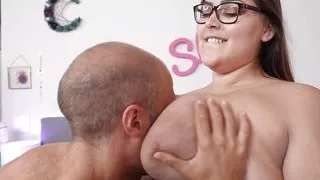 Fat amateur chick gets pussybanged by lover after sucking