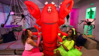 Cosplayin' Stepmom in Unexpected Threesome?, Scene #01