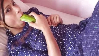 YourUrfi ne Pahli baar Choot Me Mota Cocumber Dalkar Maza Liya