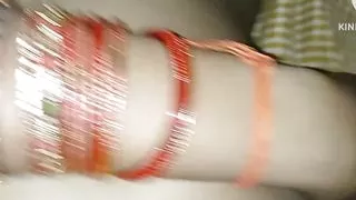 A fat woman standing on the road was beaten.