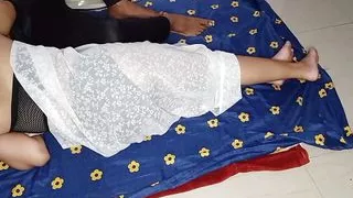 Step Aunty Ne Lund Chuskar Lode ki Sawari Ki - Share Bed With Step Aunt