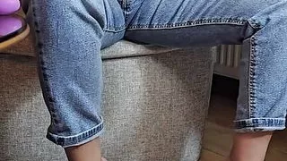 I love playing with my dildo in front of my camera - Jasmine SweetArabic