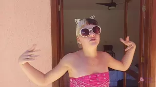 Candy Crush - Twerking That Delicious Ass