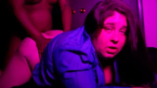 Fat Girl Licks The Gooch