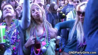 Hottie has a nice rack - GNDPartyGirls