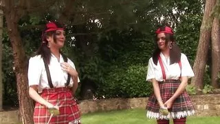 Lookalikes Kit and Kat and Stacy Saran are playing with the queen of hearts in this wild outdoor orgy