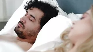 "I can't stop thinking about putting your dick inside of me" Molly Little tells Stepbro -S22:E3