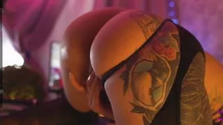 hd big ass girl 18+ orgasms on the desktop! sex in the office masturbation at work under the table